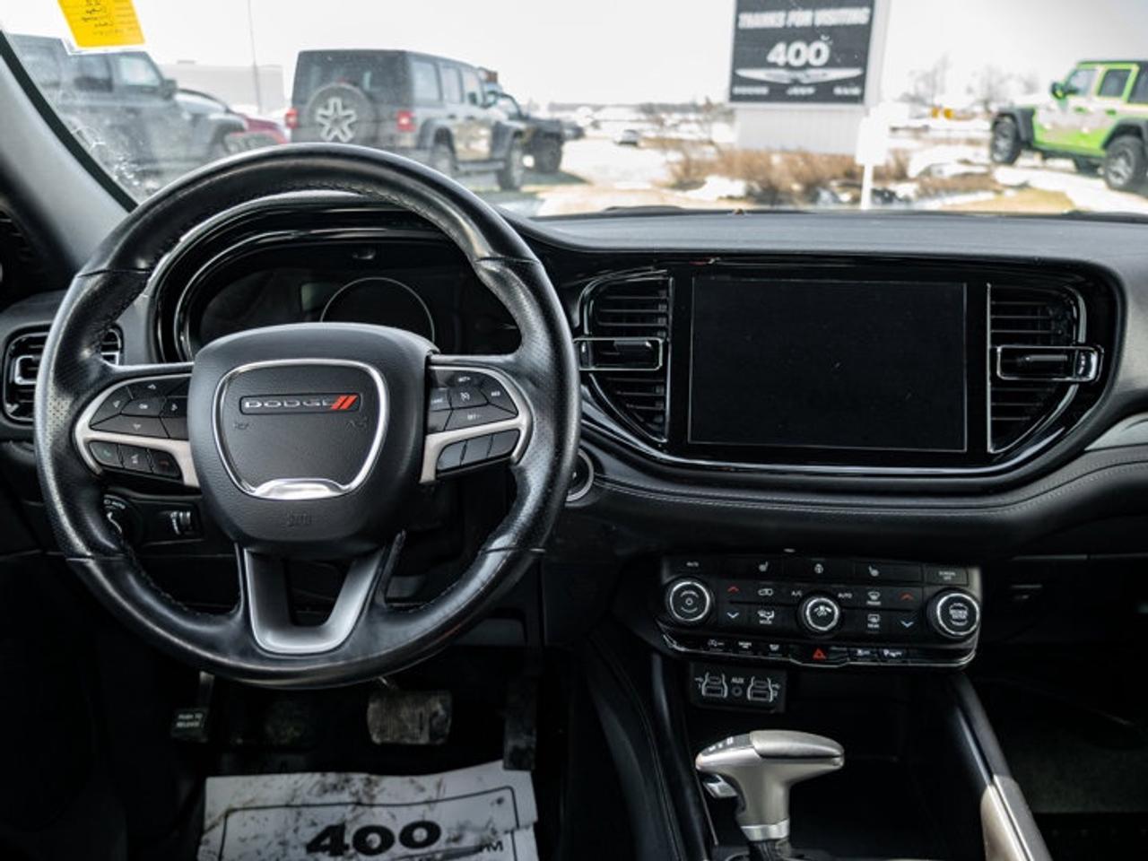 2022 Dodge Durango SXT Photo2