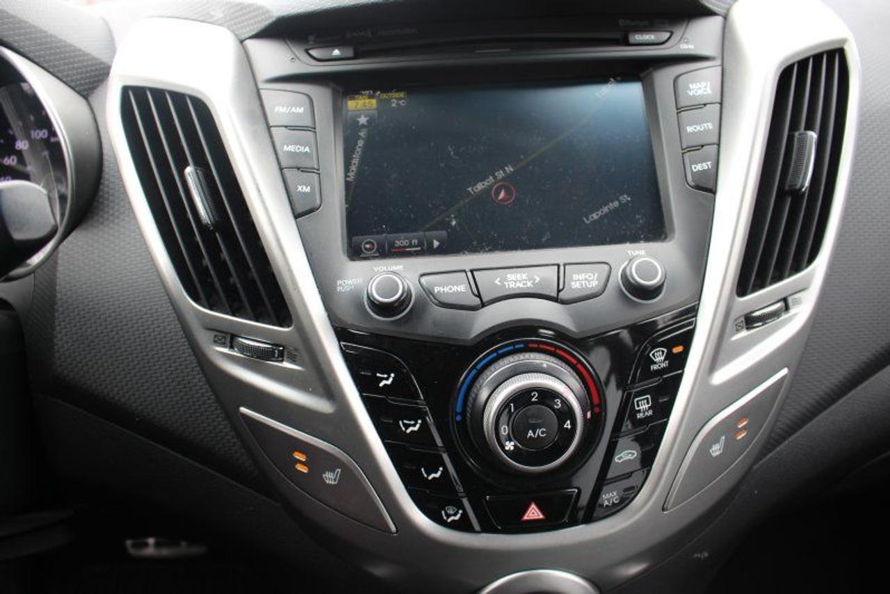 2015 Hyundai Veloster w/Tech*Heated Seats*Moon Roof*Rear Cam*Navigation Photo