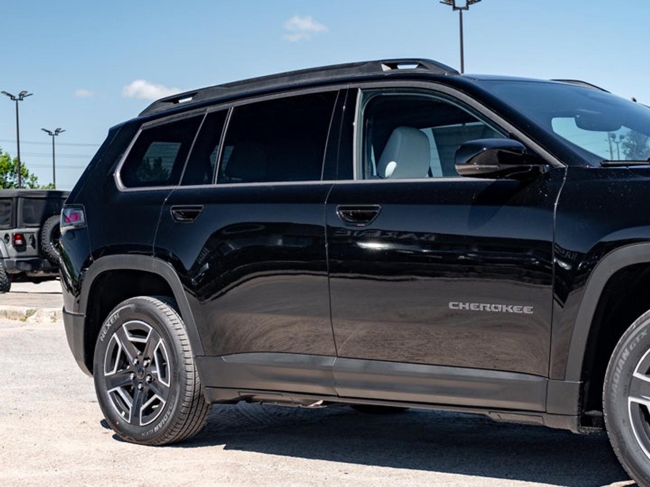 2026 Jeep Cherokee Limited Photo