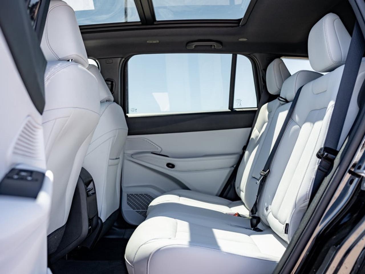 2026 Jeep Cherokee Limited Photo