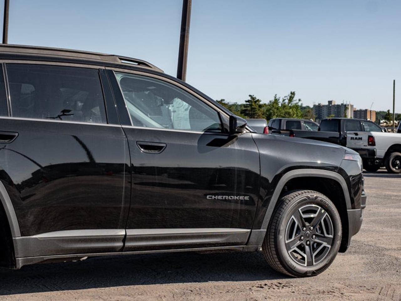 2026 Jeep Cherokee Limited Photo