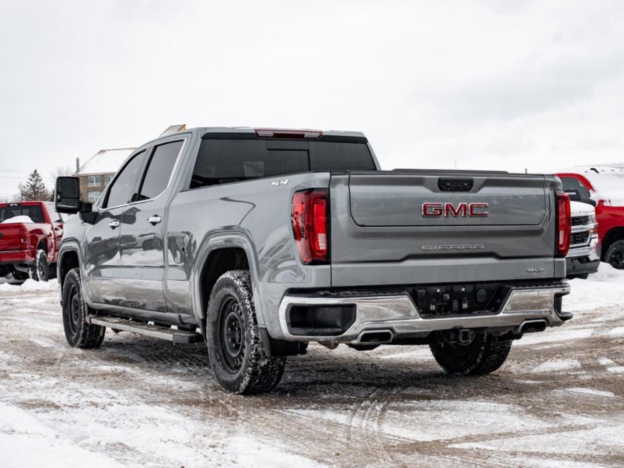 2025 GMC Sierra 1500 SLT Photo