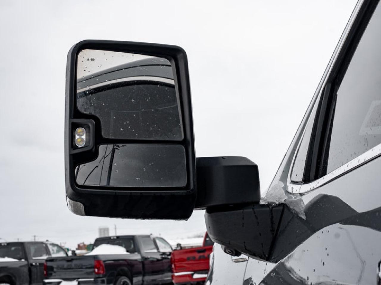 2025 GMC Sierra 1500 SLT Photo