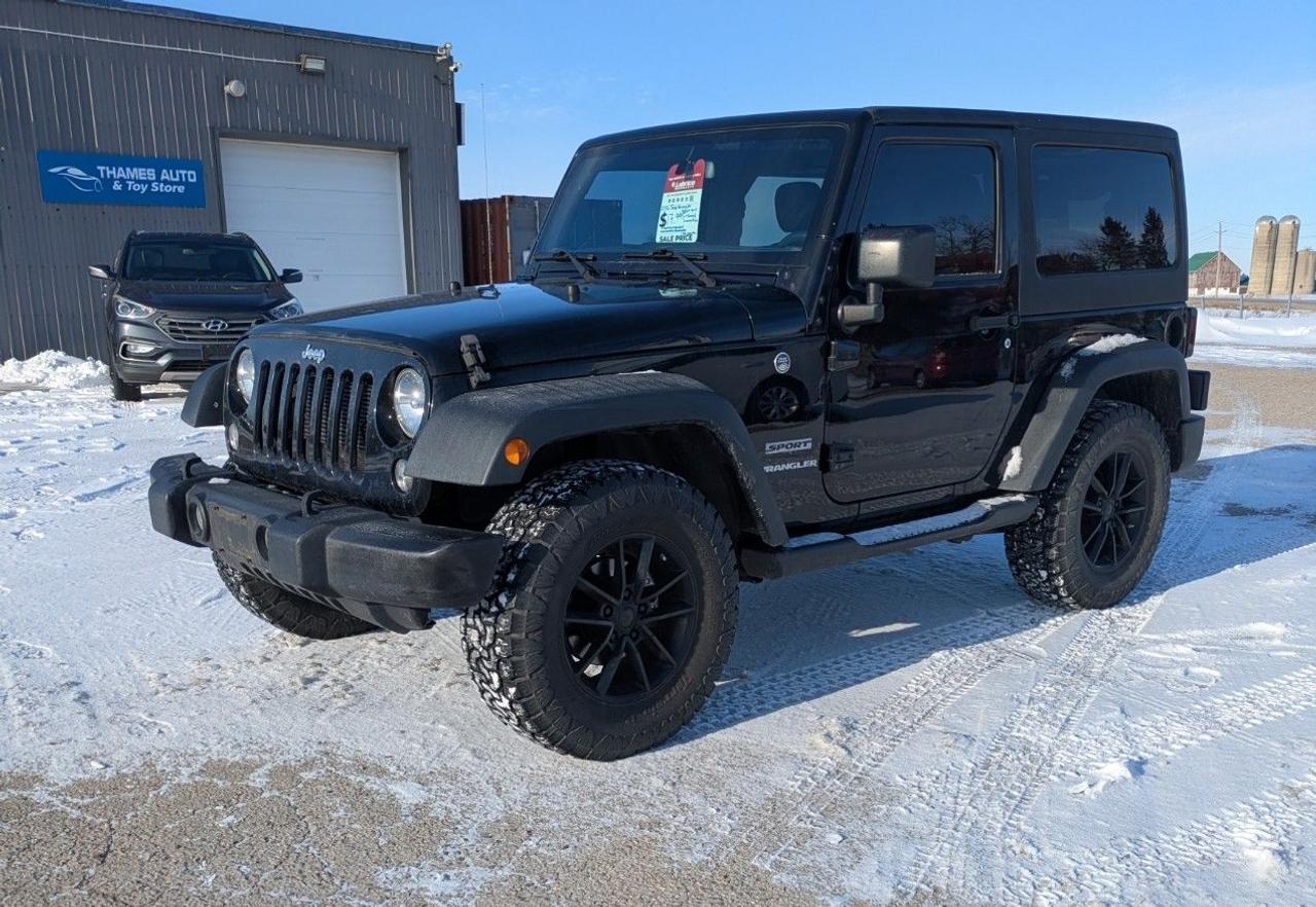 2016 Jeep Wrangler 4WD 2dr Sport Photo0