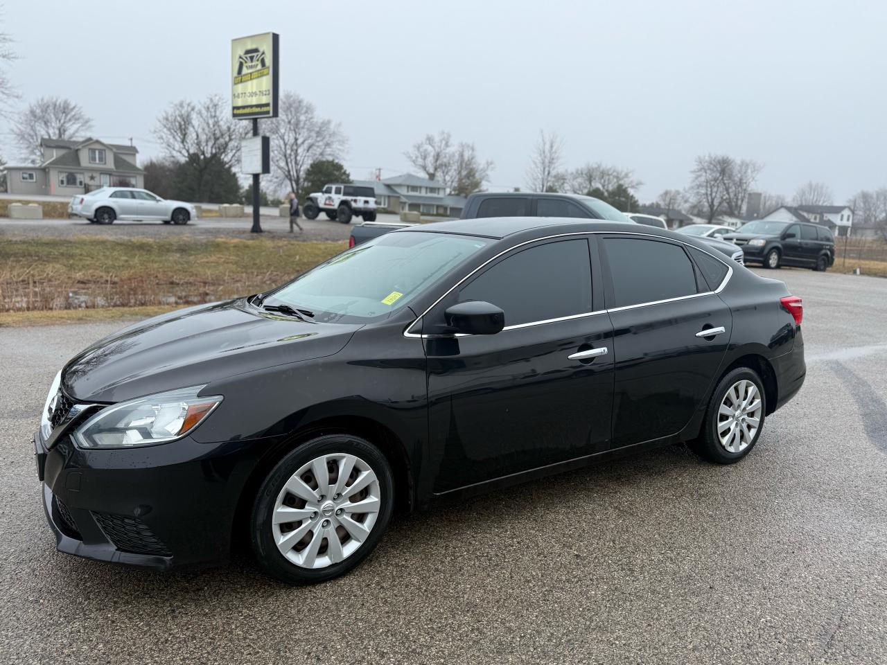 2016 Nissan Sentra S - Photo #1