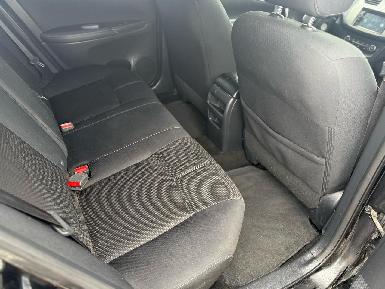 2016 Nissan Sentra S Photo