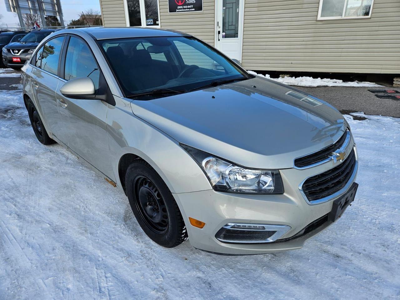 2015 Chevrolet Cruze 1LT Photo
