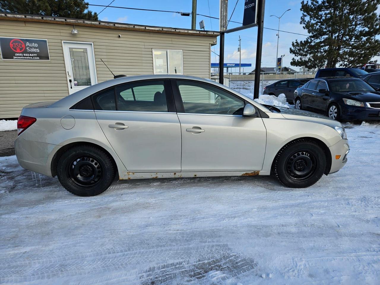 2015 Chevrolet Cruze 1LT Photo