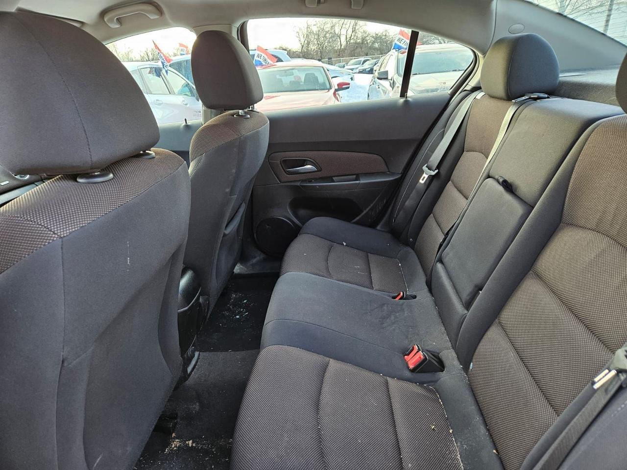 2015 Chevrolet Cruze 1LT Photo