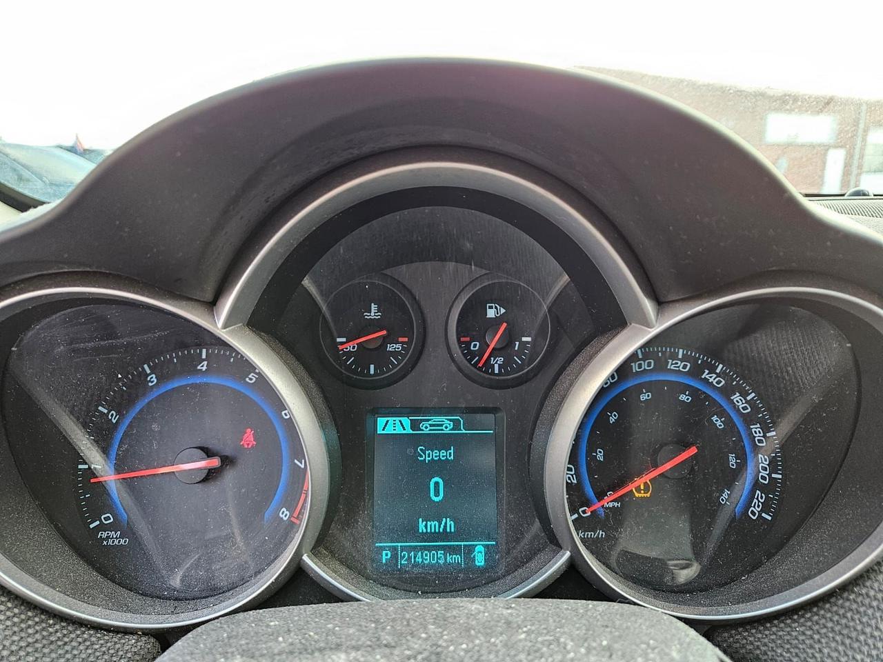 2015 Chevrolet Cruze 1LT Photo