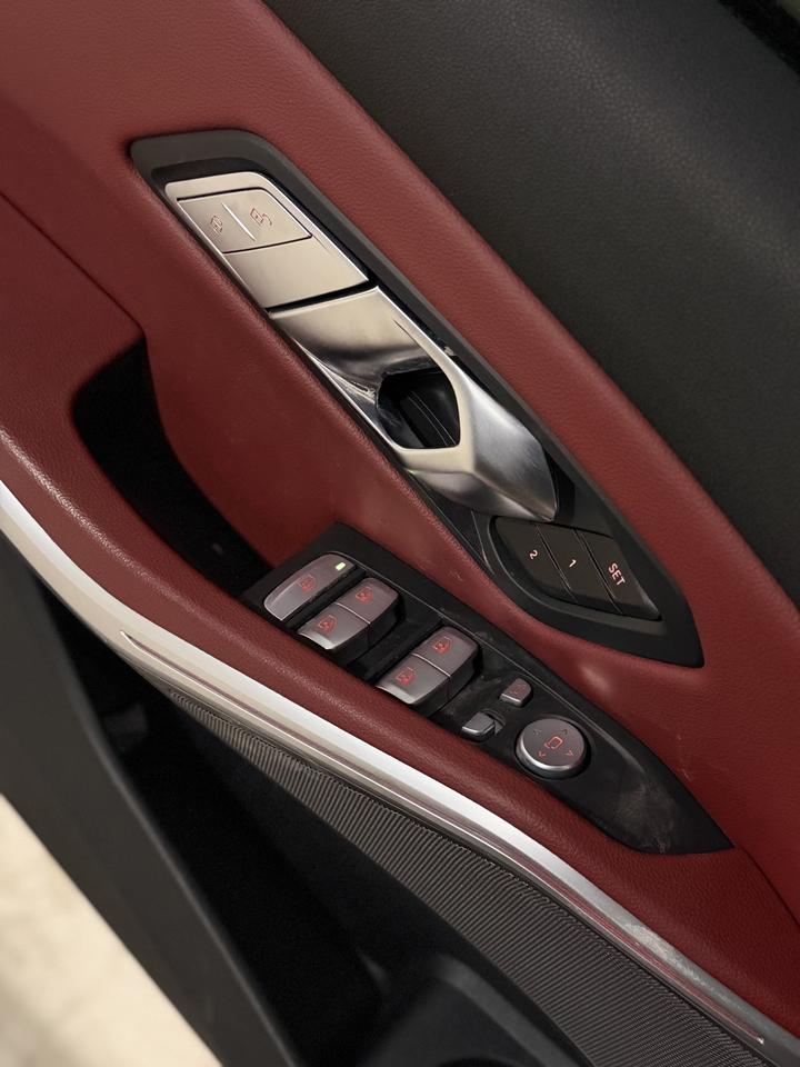 2023 BMW 3 Series 330i xDrive | RED INT | M SPORT | Photo