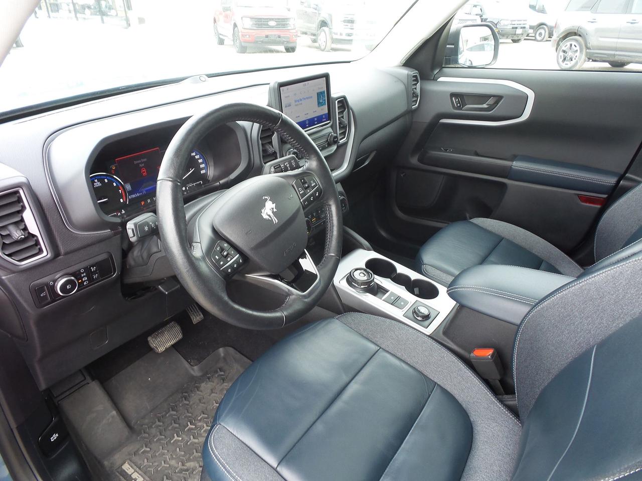 2023 Ford Bronco Sport OUTERBANKS, COPILOT, 1 OWNER, EXPRESSWAY SERVICED! Photo