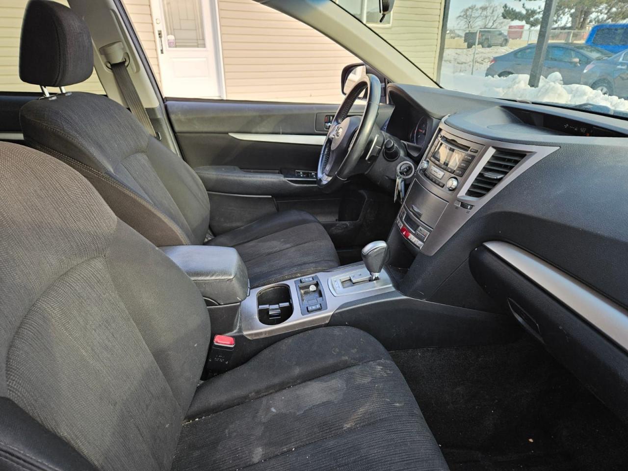 2013 Subaru Outback 2.5i Touring Photo