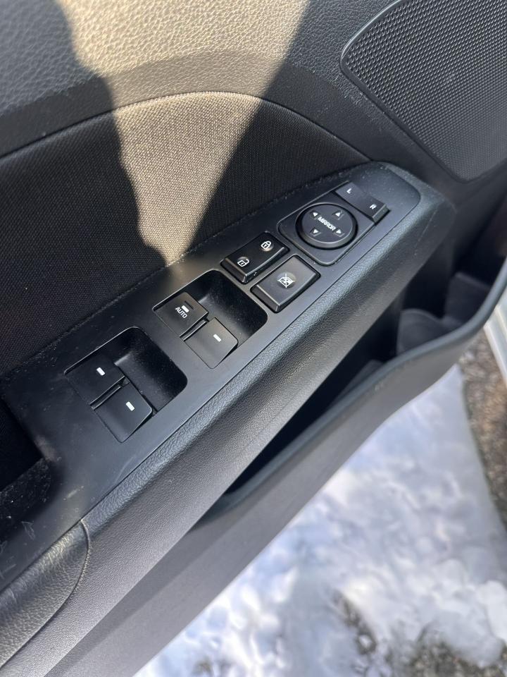 2019 Hyundai Elantra Preferred Photo