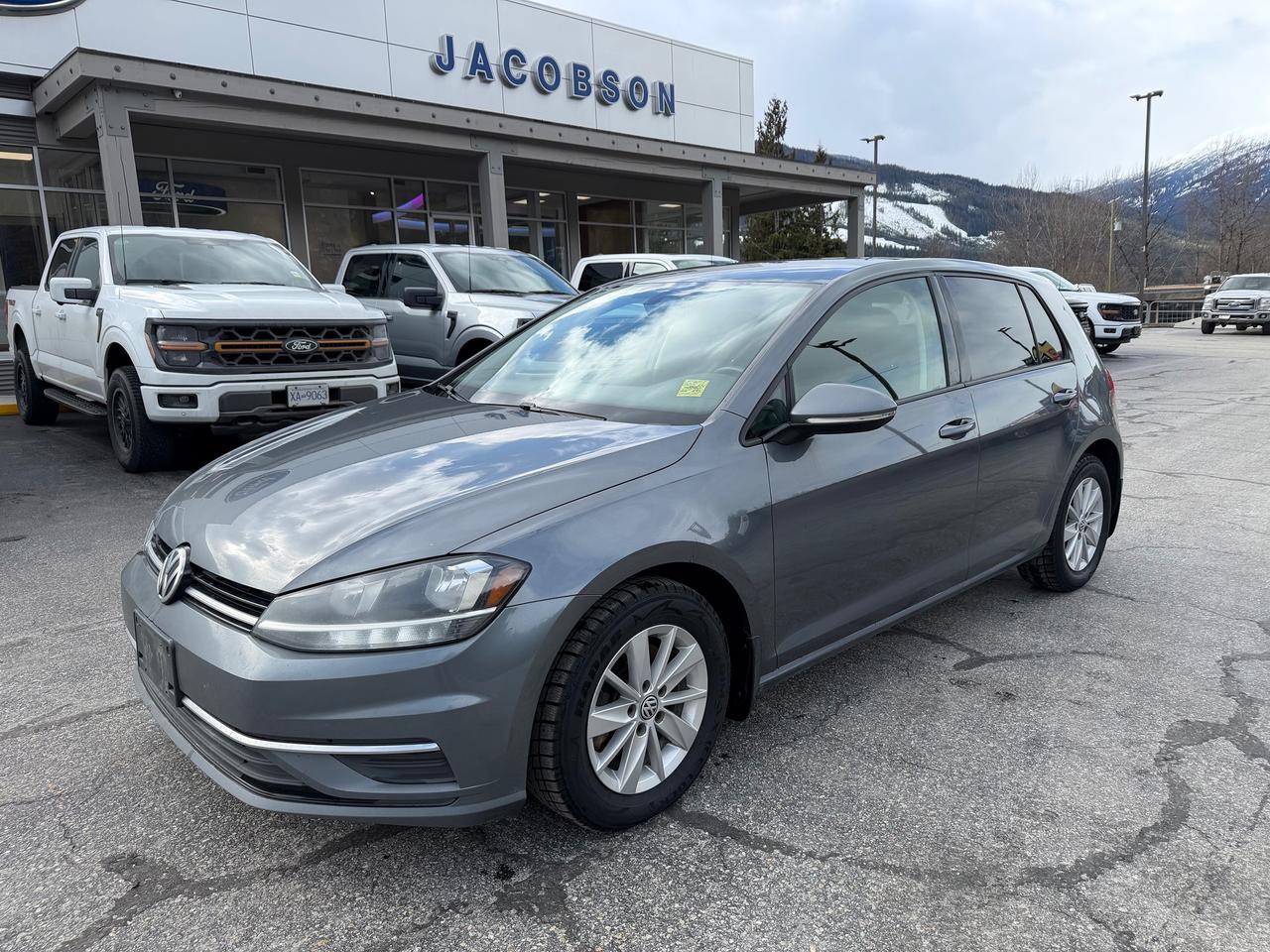 2020 Volkswagen Golf Highline Photo0