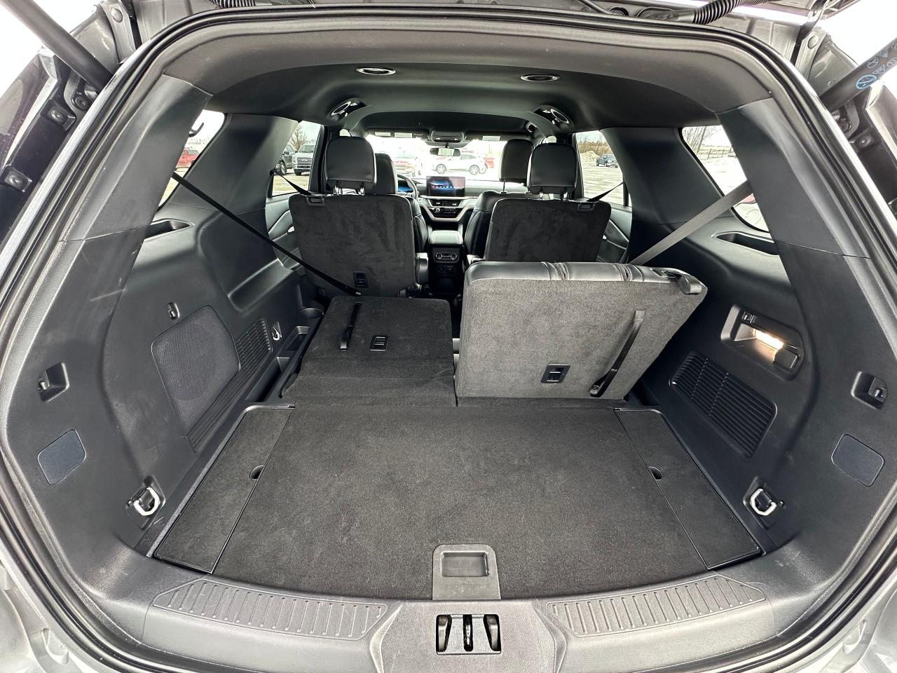 2025 Ford Explorer ST-Line 4WD Photo5