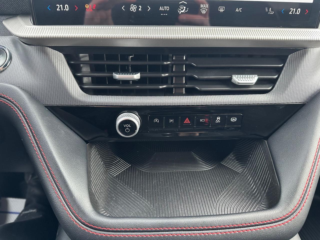 2025 Ford Explorer ST-Line 4WD Photo5