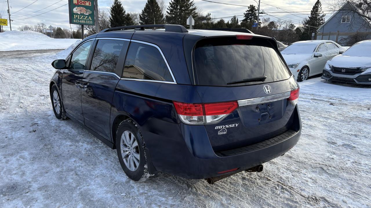 2016 Honda Odyssey EX Photo