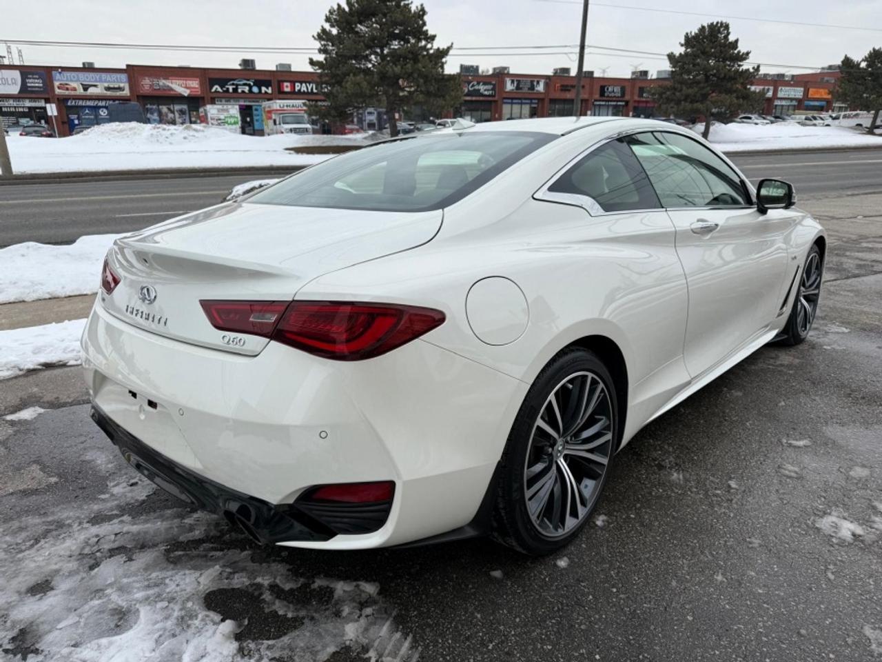 2017 Infiniti Q60 3.0T/ AWD/ LEATHER/ SUNROOF/ NAVIGATION/ REAR CAM - Photo #5