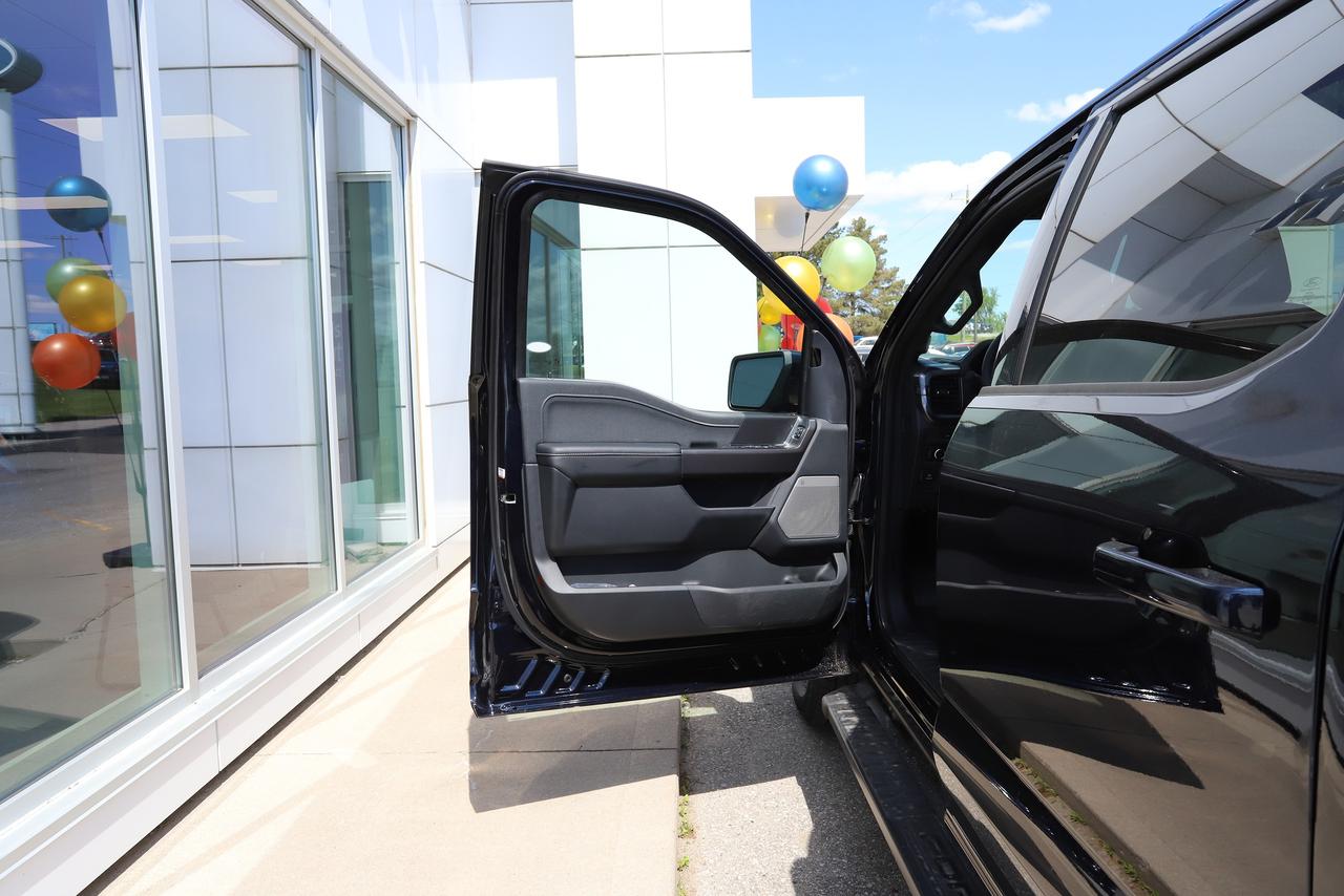 2026 Ford F-150 Lariat 4WD SuperCrew 5.5' Box Photo
