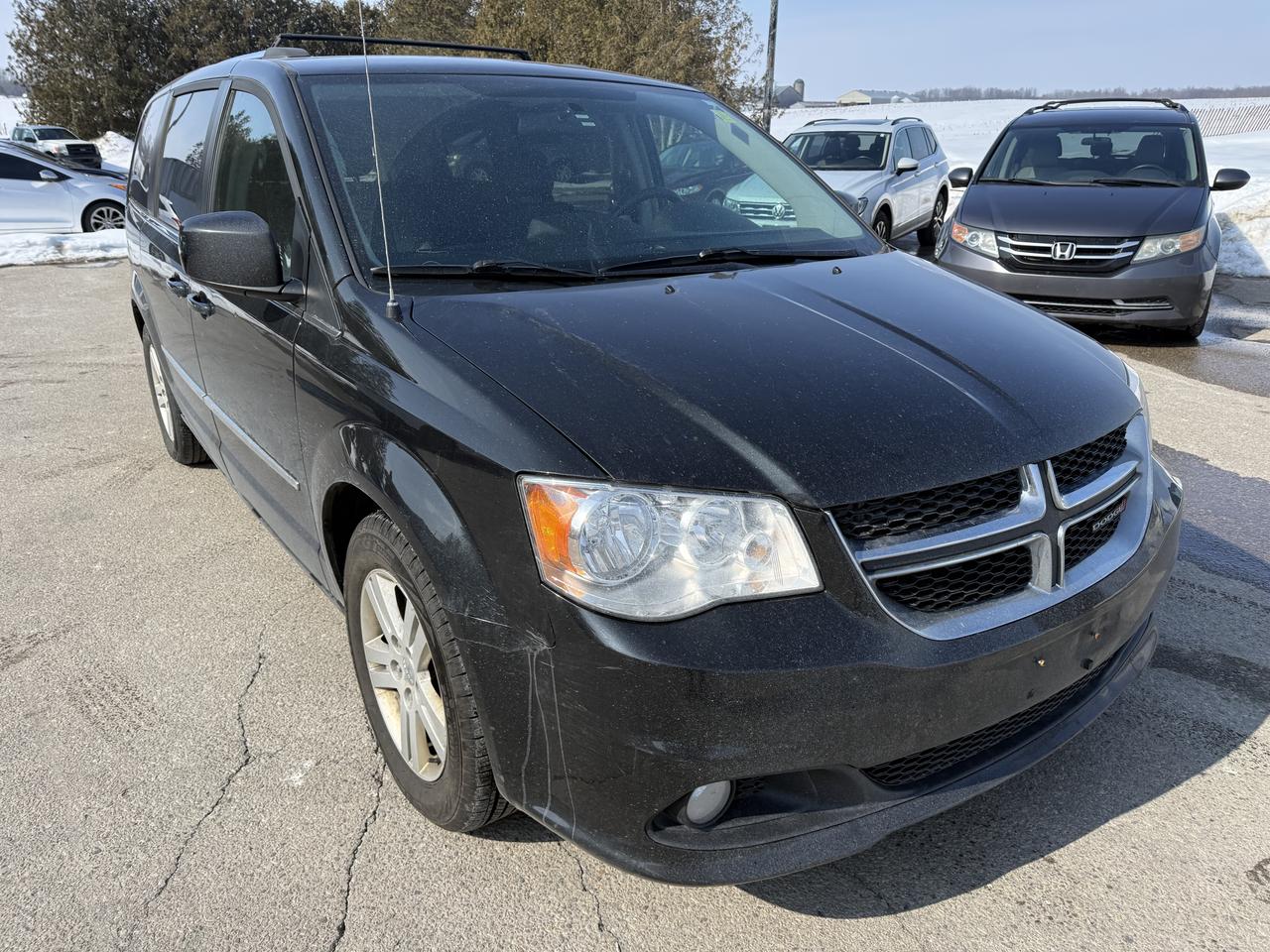 2016 Dodge Grand Caravan Crew Plus - Photo #1