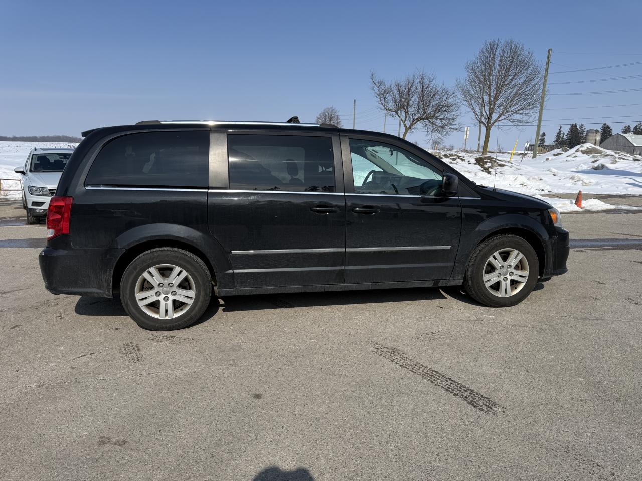 2016 Dodge Grand Caravan Crew Plus Photo