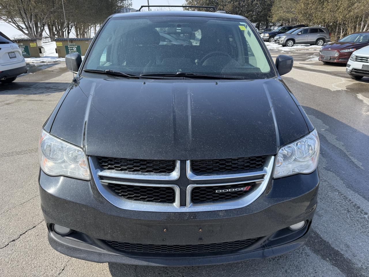 2016 Dodge Grand Caravan Crew Plus Photo