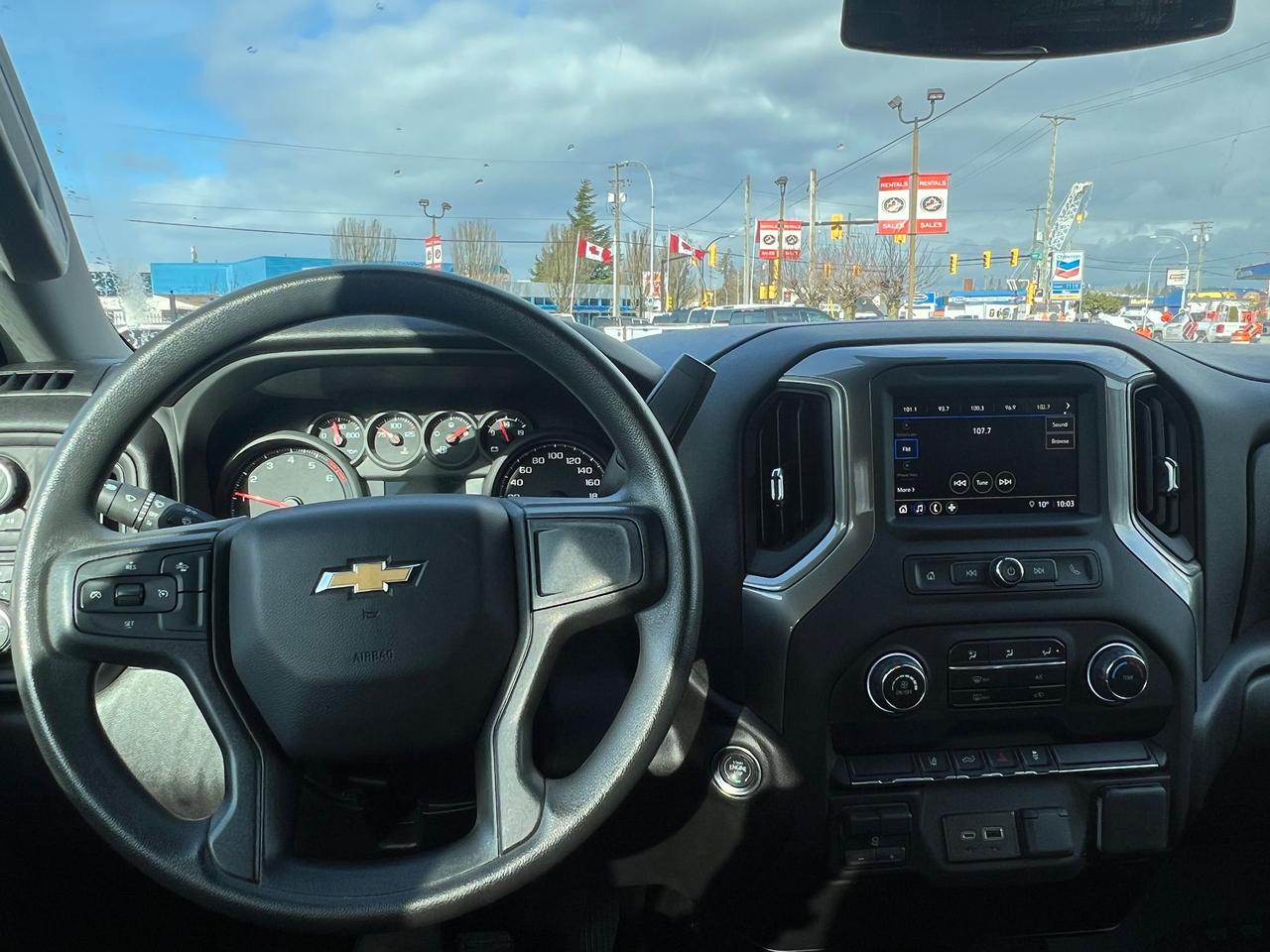 2025 Chevrolet Silverado 3500 4WD Crew Cab 172" Photo16