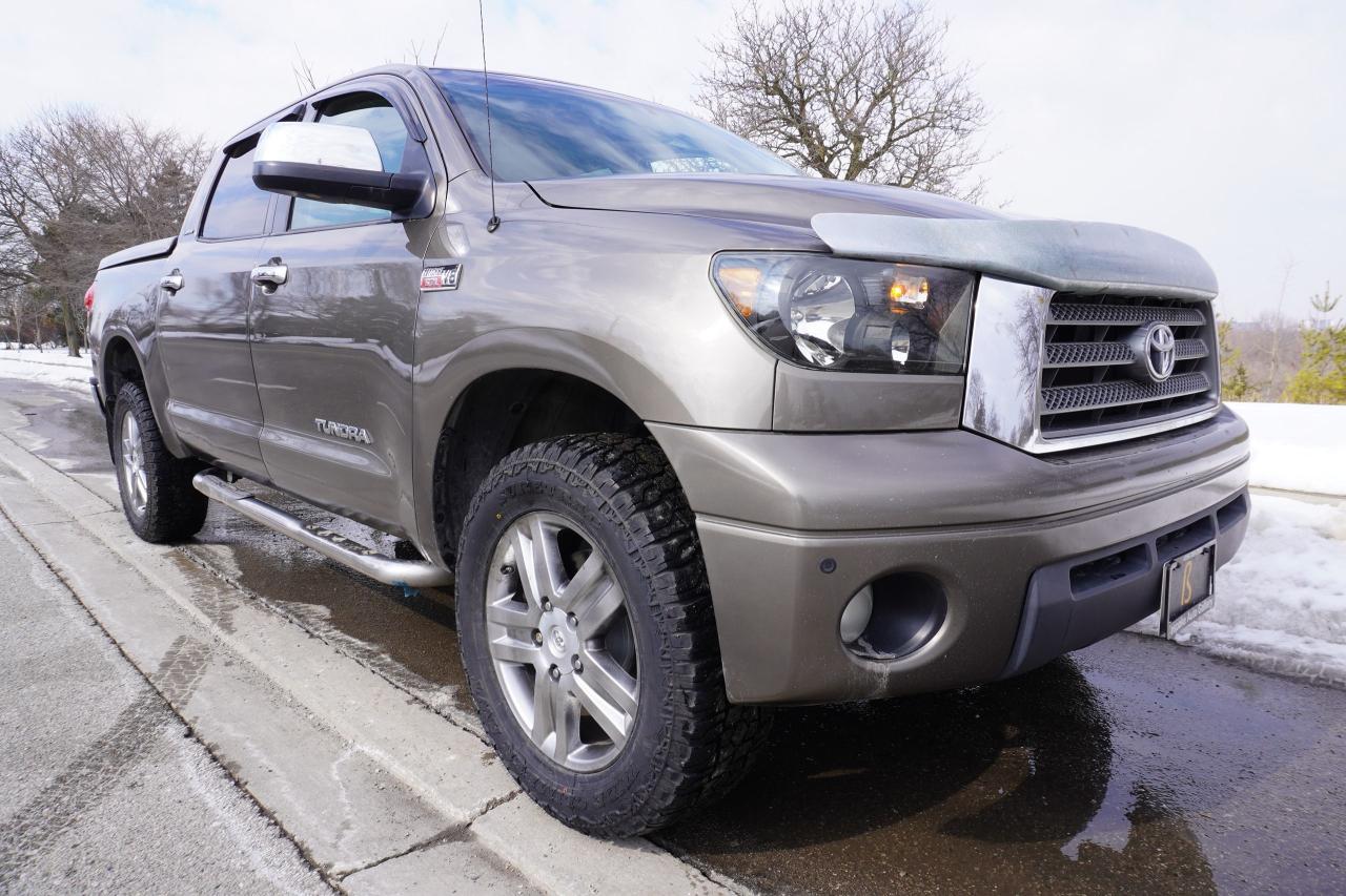 2007 Toyota Tundra CREWMAX / LIMITED / NAVIGATION / TONNEAU COVER Photo