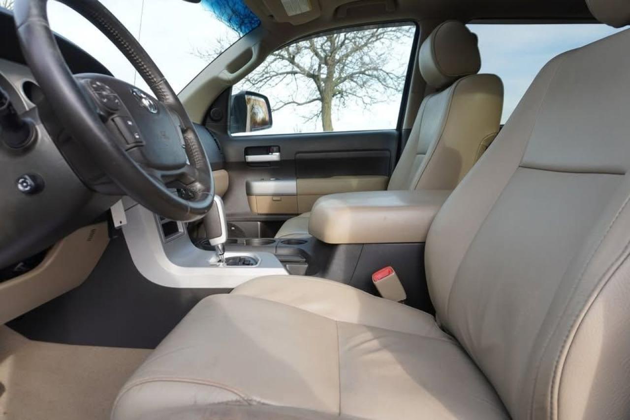 2007 Toyota Tundra CREWMAX / LIMITED / NAVIGATION / TONNEAU COVER Photo