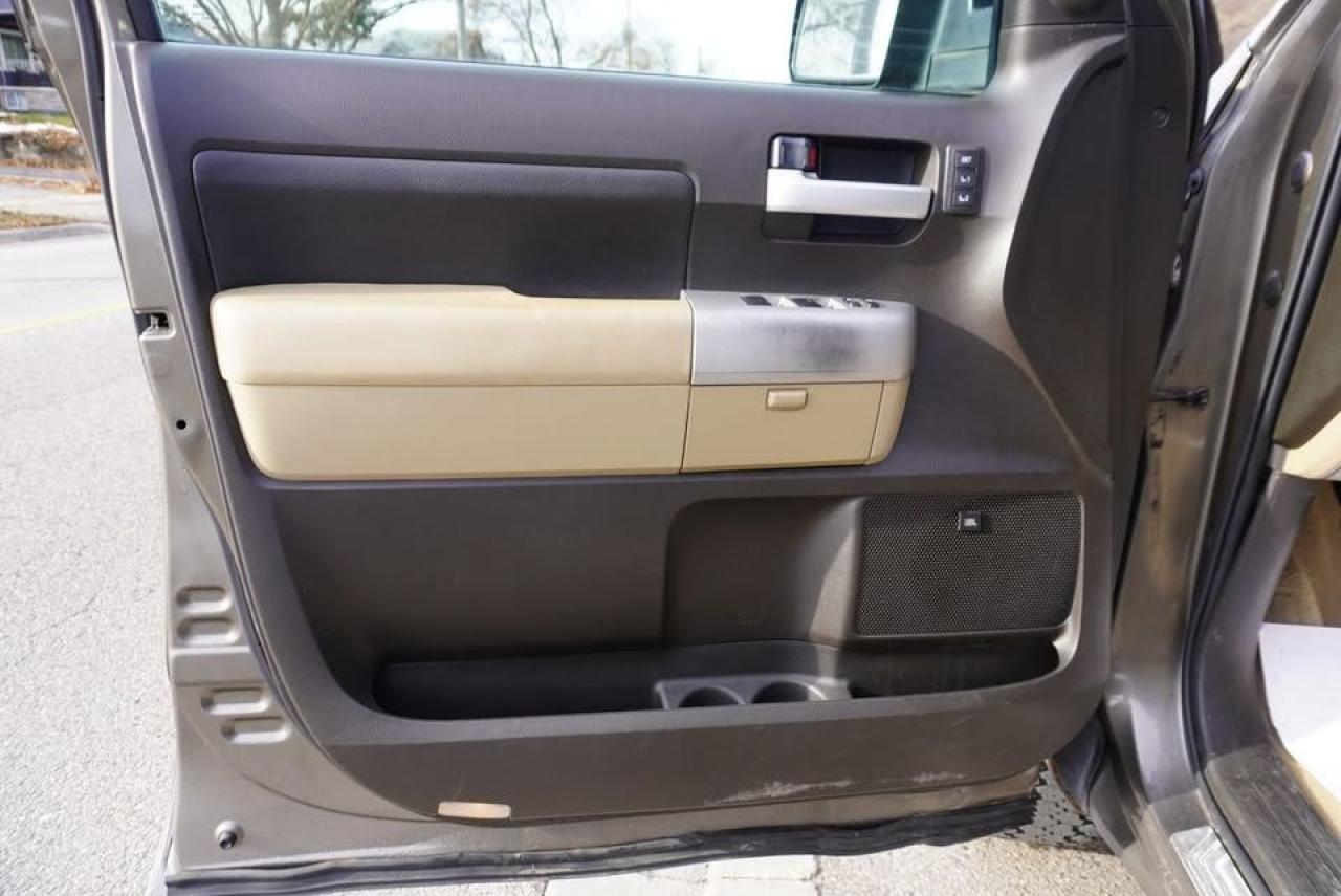 2007 Toyota Tundra CREWMAX / LIMITED / NAVIGATION / TONNEAU COVER Photo