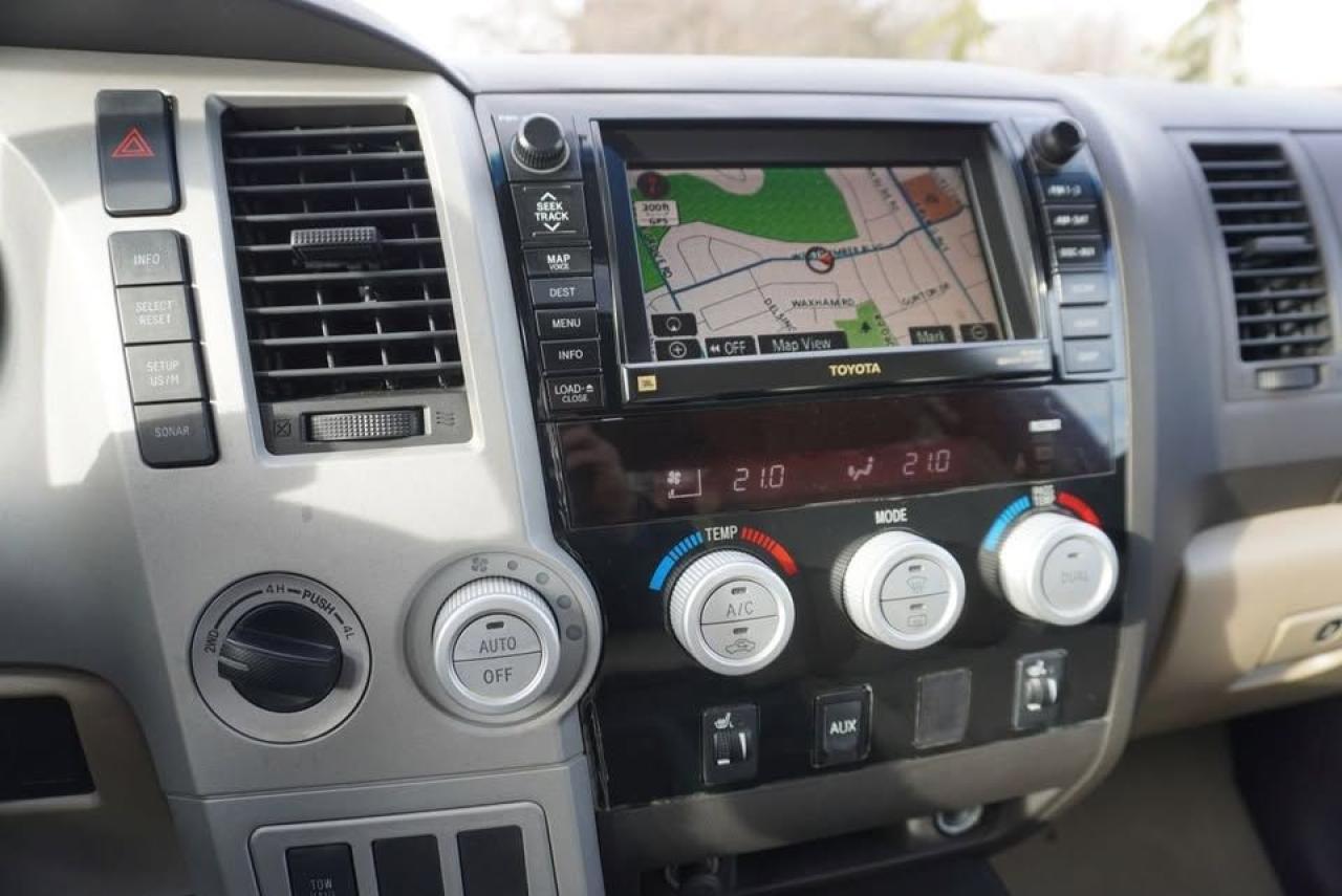 2007 Toyota Tundra CREWMAX / LIMITED / NAVIGATION / TONNEAU COVER Photo
