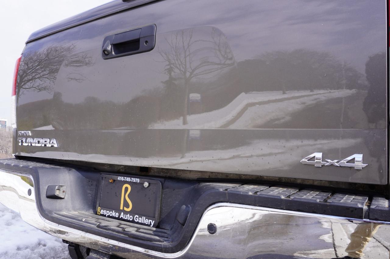 2007 Toyota Tundra CREWMAX / LIMITED / NAVIGATION / TONNEAU COVER Photo