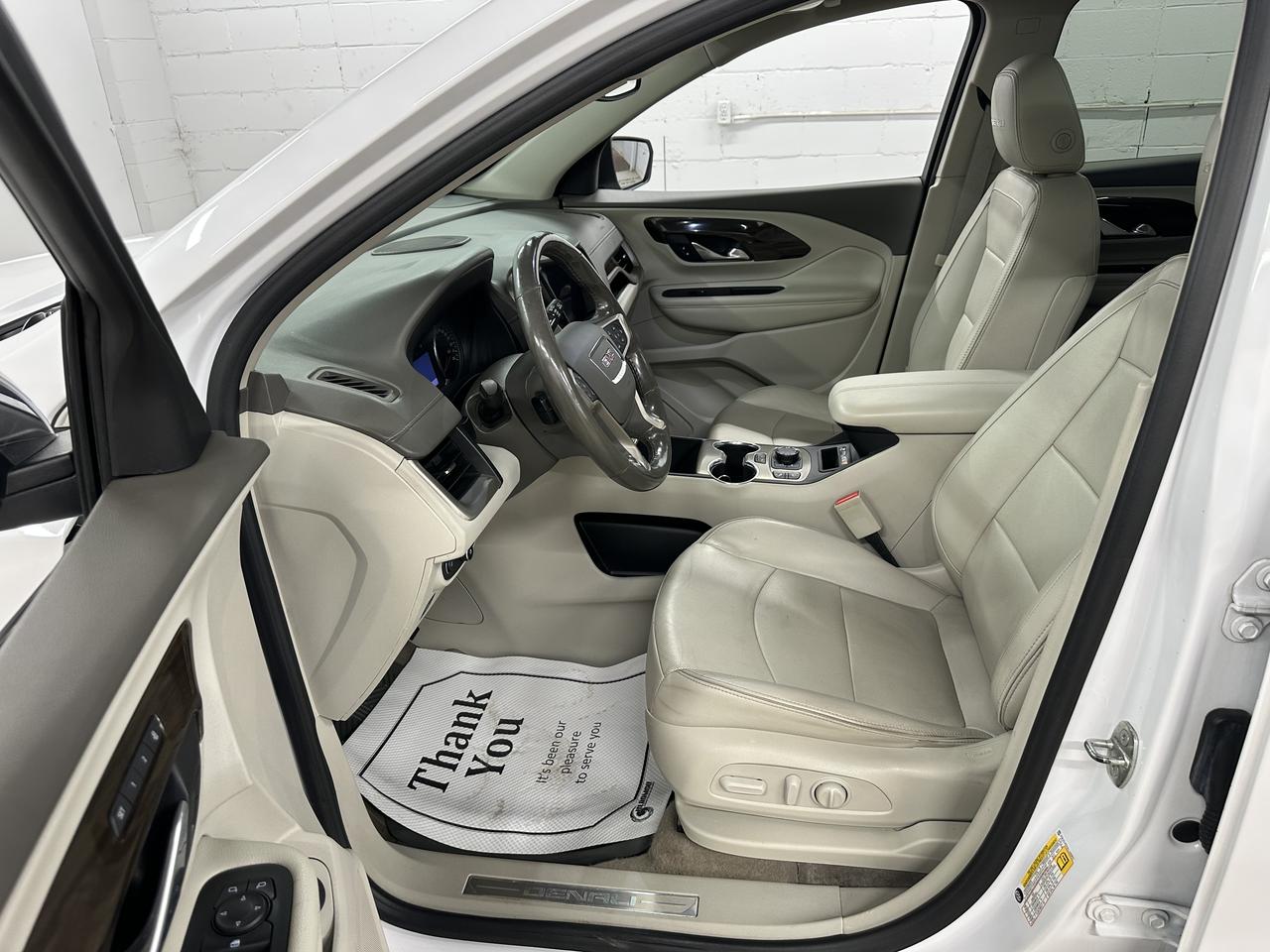 2020 GMC Terrain Awd 4dr Denali Photo8