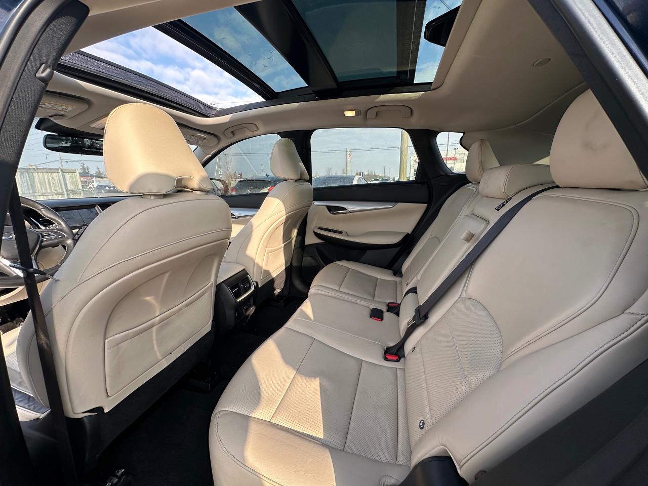 2019 Infiniti QX50 LUXE Photo