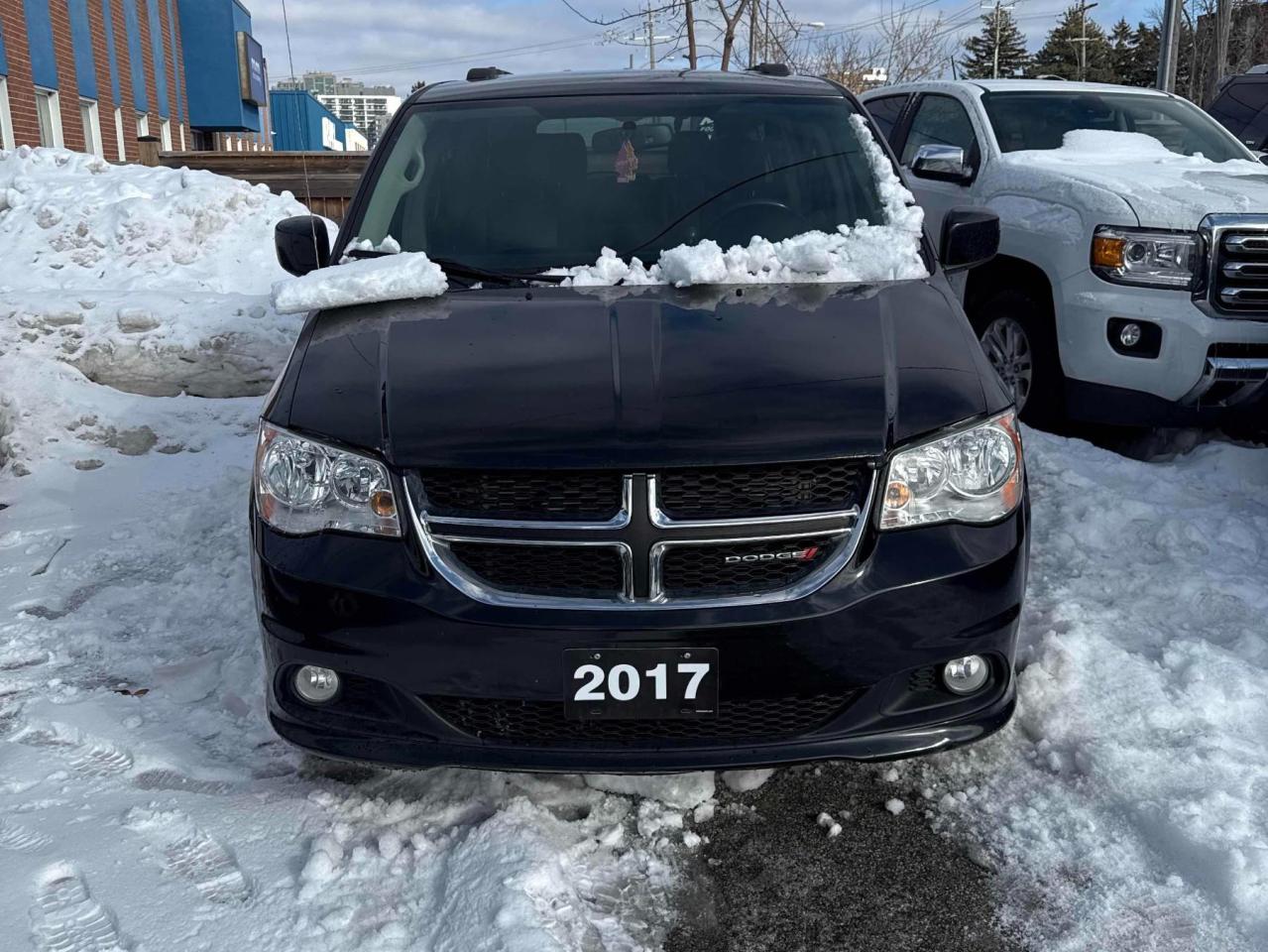 2017 Dodge Grand Caravan Crew Leather | DVD | Heated Seats | Heated Steering | Backup Camera Photo2