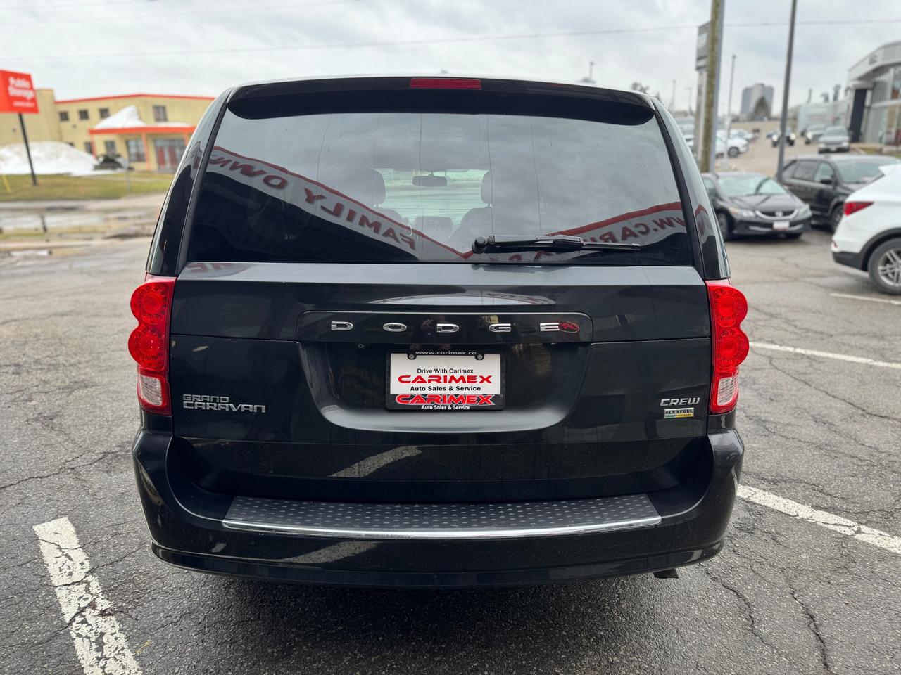 2017 Dodge Grand Caravan Crew Leather | DVD | Heated Seats | Heated Steering | Backup Camera Photo3