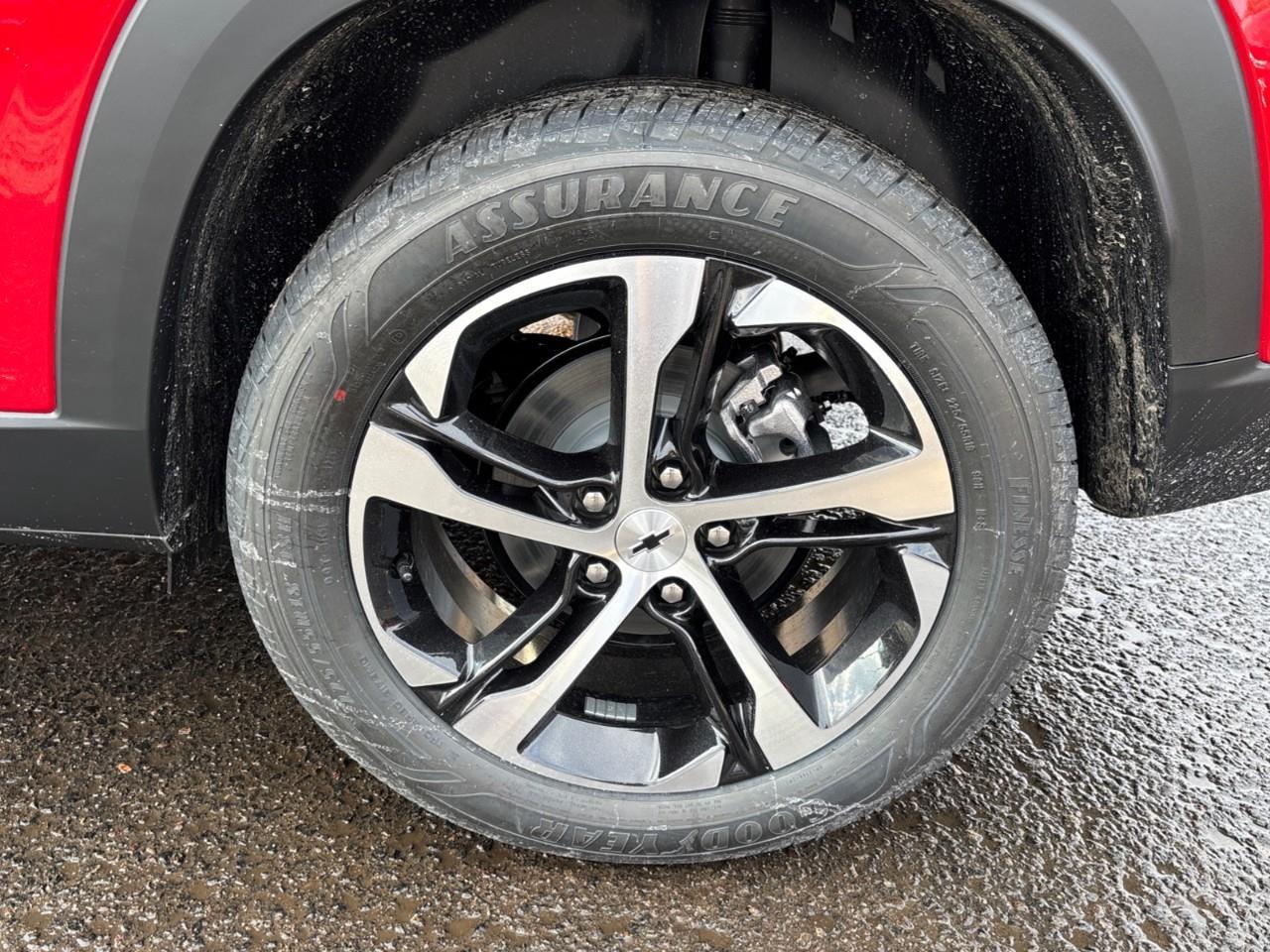 2026 Chevrolet Trax 1RS New 2026 Sporty Small 5 Passenger FWD SUV with Heated Front Seats, Heated Steering Wheel, Remote Vehicle Start, 18 Aluminum Heels and Wireless Apple CarPlay and Android Auto Photo