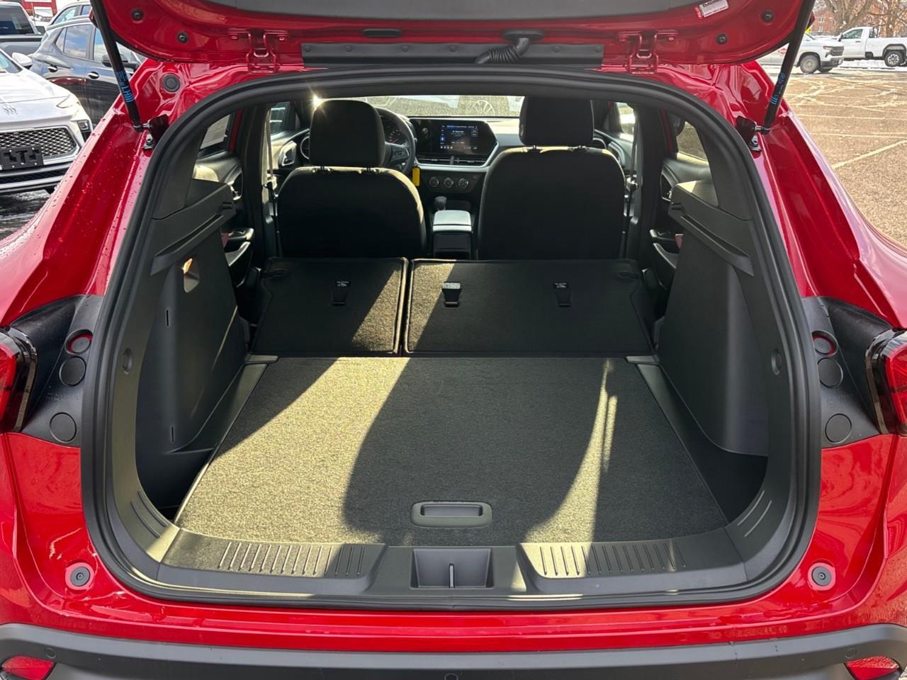 2026 Chevrolet Trax 1RS New 2026 Sporty Small 5 Passenger FWD SUV with Heated Front Seats, Heated Steering Wheel, Remote Vehicle Start, 18 Aluminum Heels and Wireless Apple CarPlay and Android Auto Photo