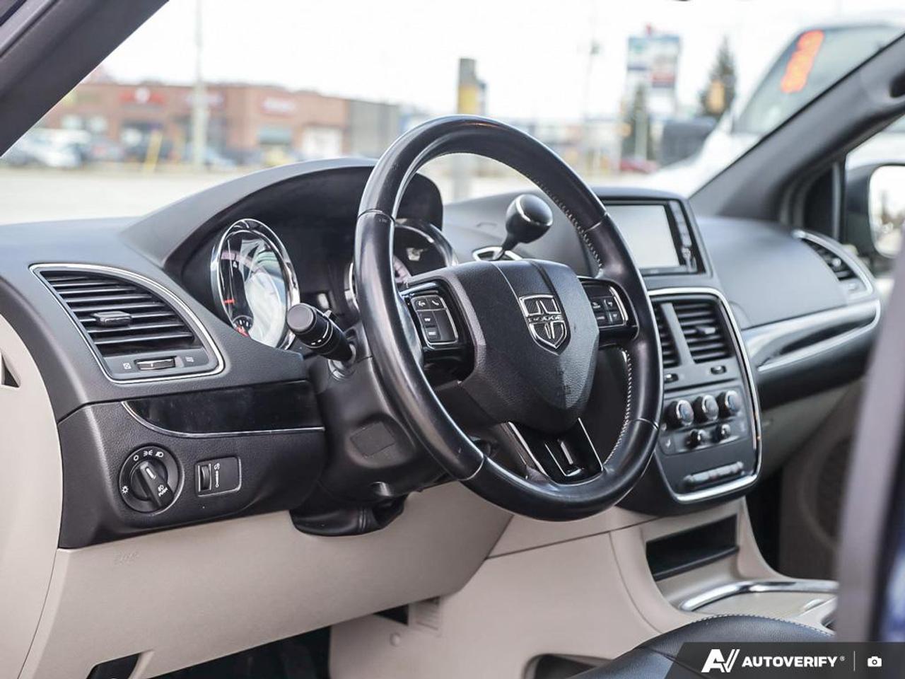 2017 Dodge Grand Caravan CVP/SXT Photo