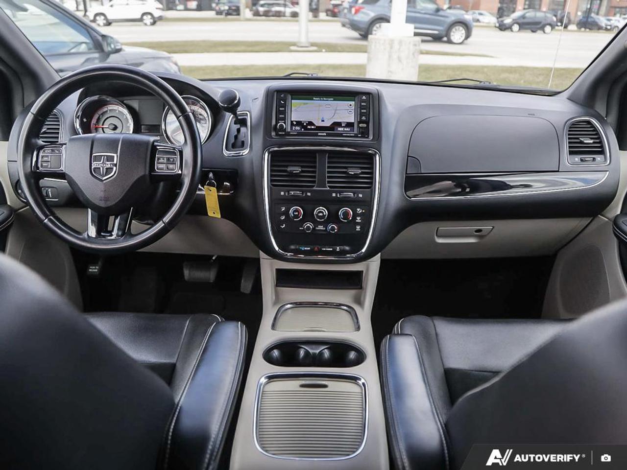 2017 Dodge Grand Caravan CVP/SXT Photo