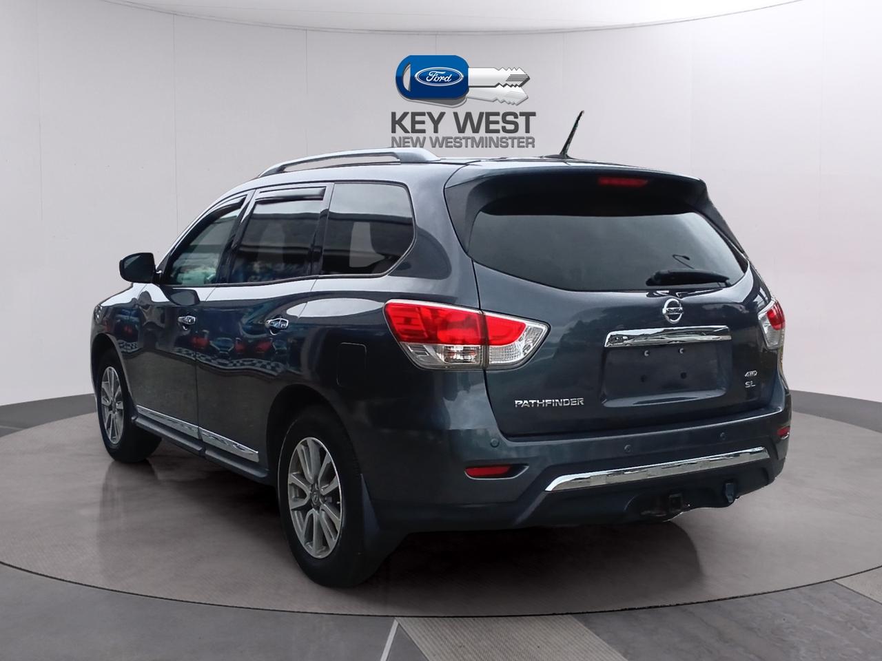 2014 Nissan Pathfinder S/SV/SL/PLAT Photo1