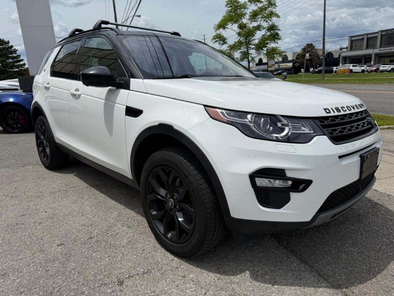 2018 Land Rover Discovery Sport HSE/ 7-PASSENGER/ LEATHER/ MOONROOF/ NAVIGATION Photo