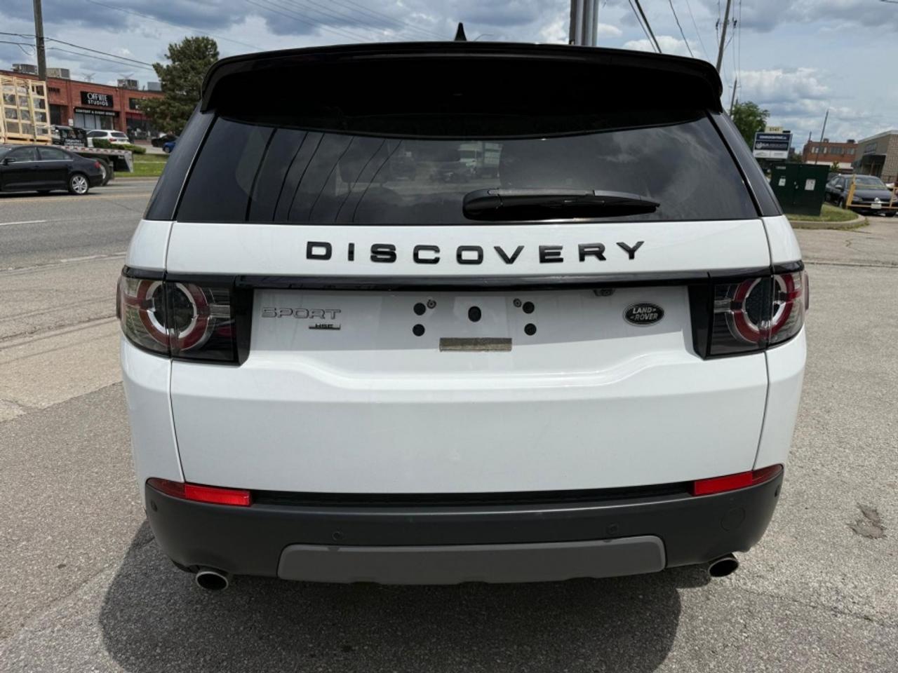 2018 Land Rover Discovery Sport HSE/ 7-PASSENGER/ LEATHER/ MOONROOF/ NAVIGATION Photo