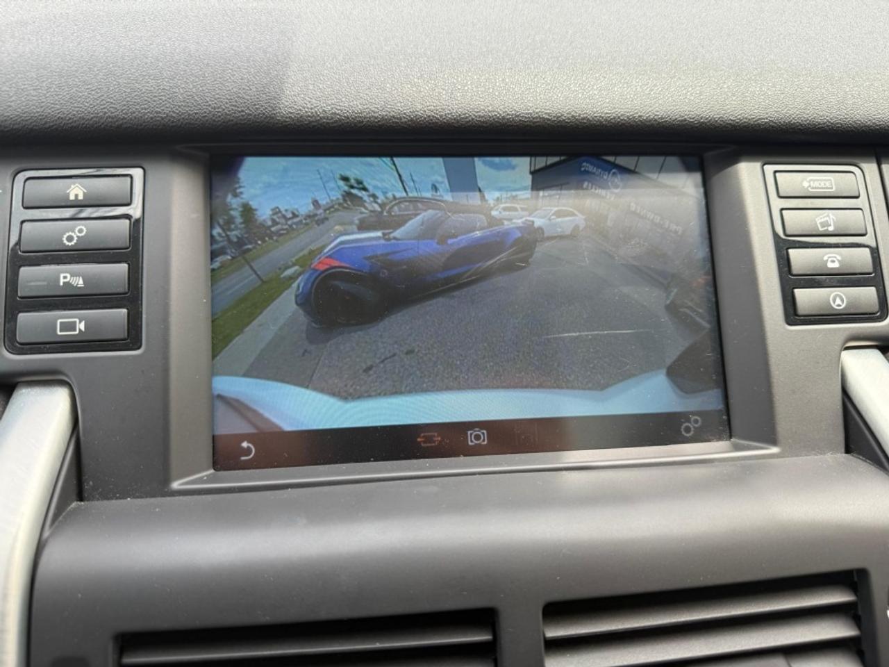 2018 Land Rover Discovery Sport HSE/ 7-PASSENGER/ LEATHER/ MOONROOF/ NAVIGATION - Photo #16