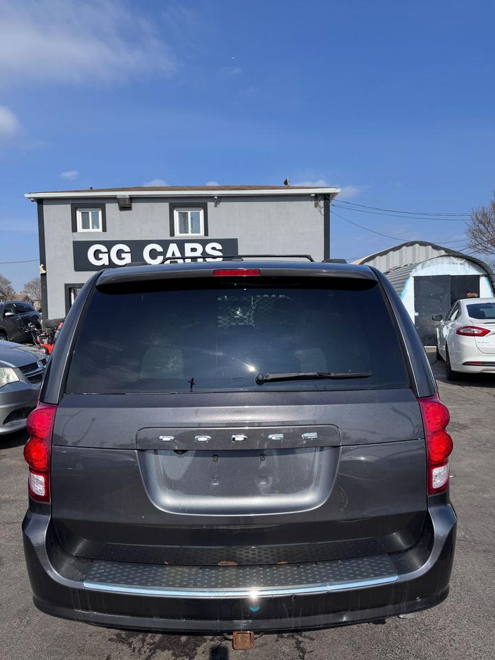 2017 Dodge Grand Caravan SXT Premium Plus | Rear Cam | Business Conversion Photo