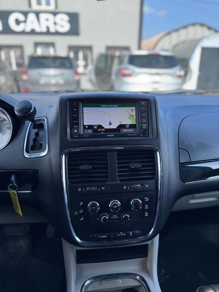 2017 Dodge Grand Caravan SXT Premium Plus | Rear Cam | Business Conversion Photo