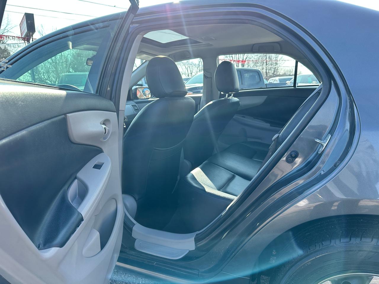 2013 Toyota Corolla CE Heated-Leather Sunroof Bluetooth AC FM CDPlayer Photo