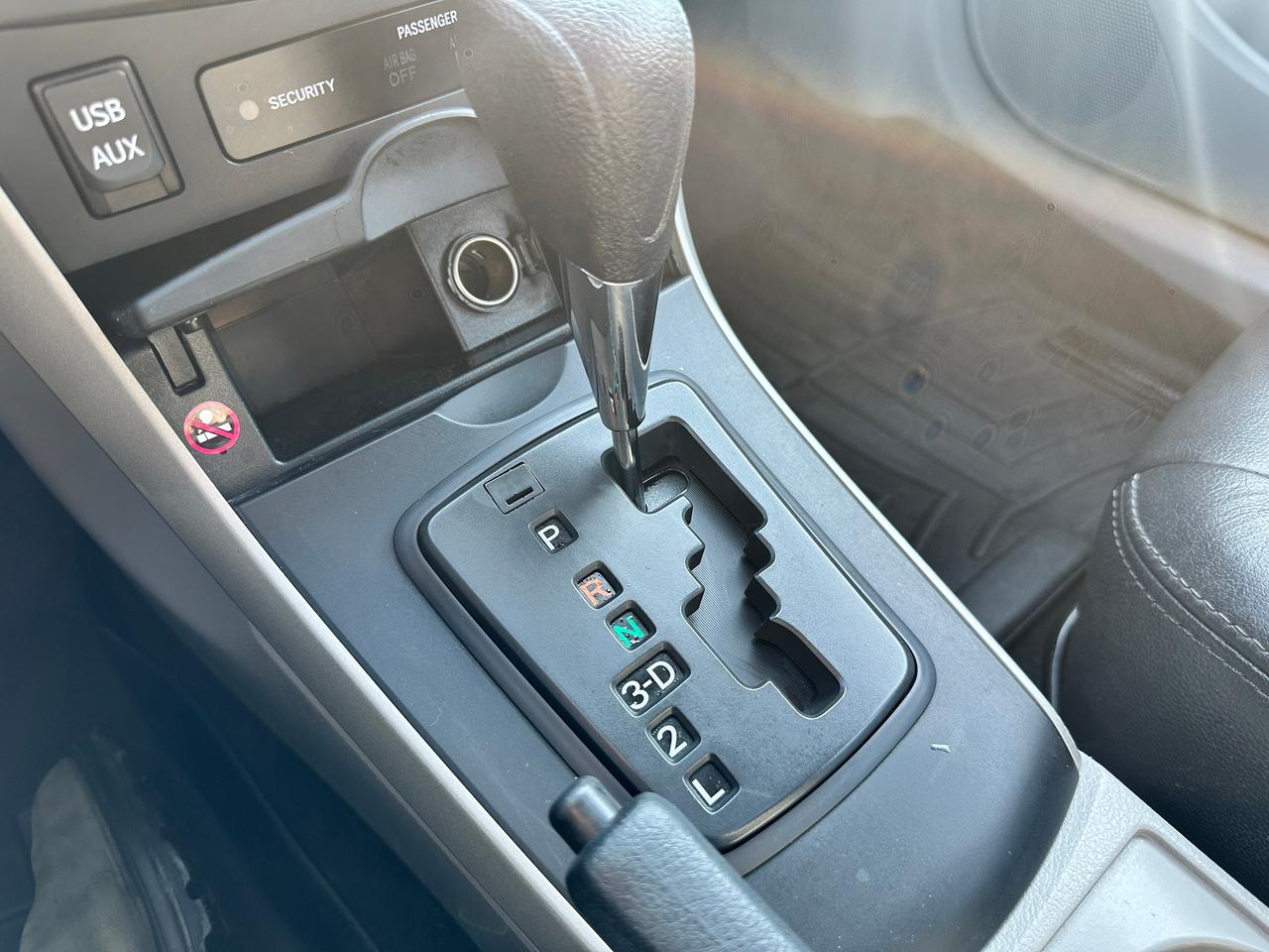 2013 Toyota Corolla CE Heated-Leather Sunroof Bluetooth AC FM CDPlayer Photo