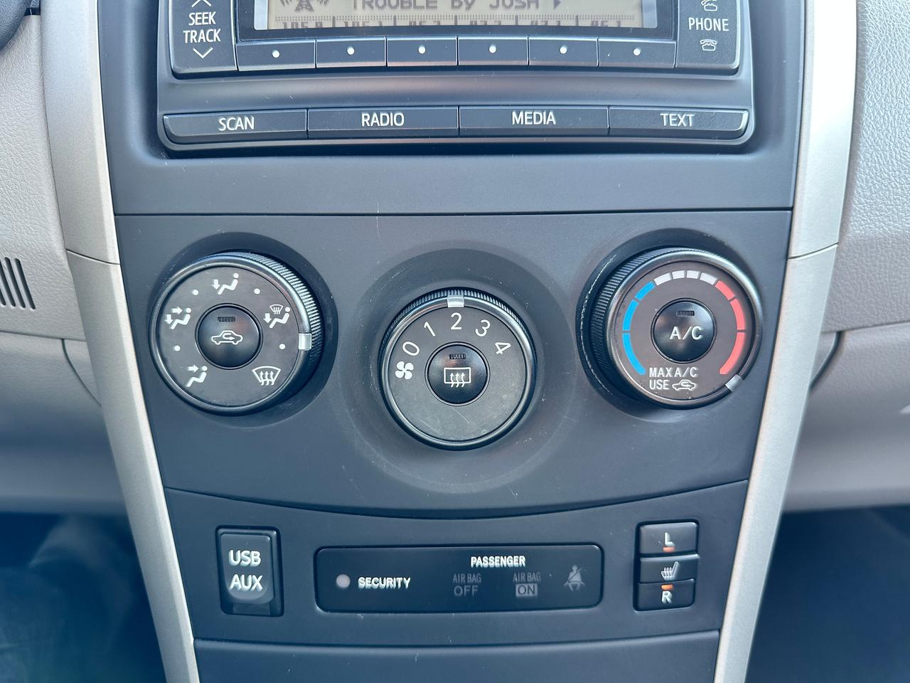 2013 Toyota Corolla CE Heated-Leather Sunroof Bluetooth AC FM CDPlayer Photo